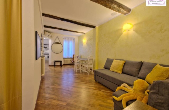Renovated apartment in historic building in the center of Rapallo