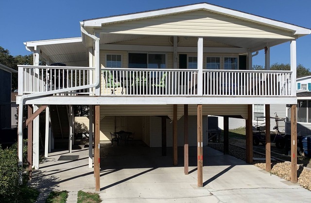 Renovierter Bungalow weniger als 1 Gehminute zum Strand!