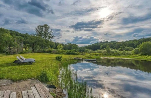 Renovated Chalet with Hot Tub and Pond