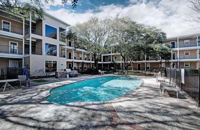 Renovated Condo In A Lovely Gated Community