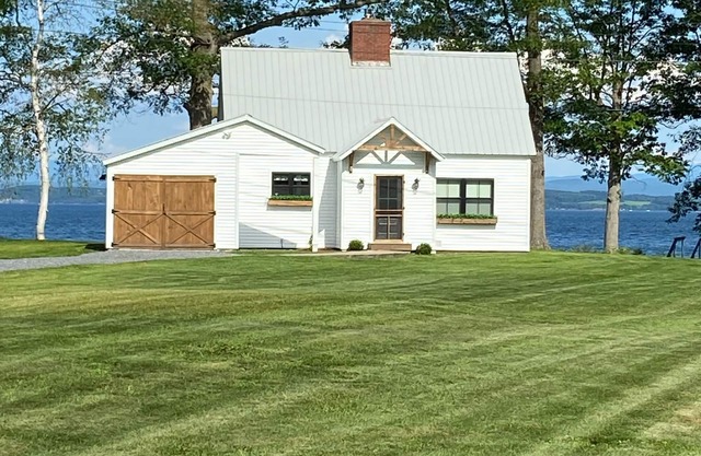 Renovated Farmhouse on Lake Champlain with a Pool!