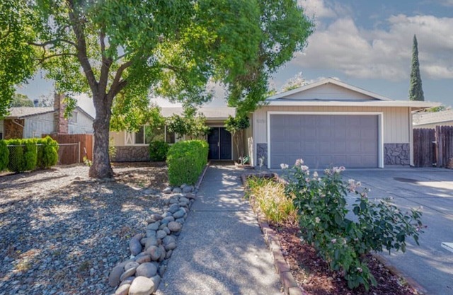 Renovated Interior 4 Bedroom/2 Bath