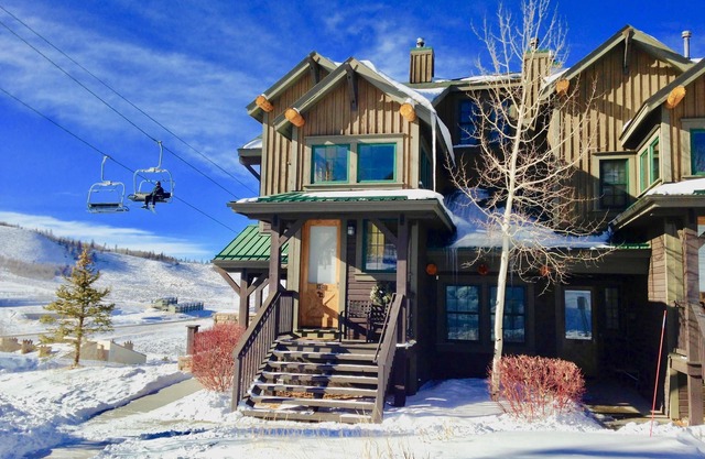 Ski in Ski out, siehe Video, 2Bed / 2Bath Condo, Wifi, Kicking Horse Lodges