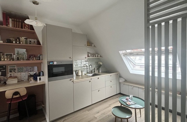Renovated studio in the heart of Paris, 1min walk from Seine river, Notre Dame