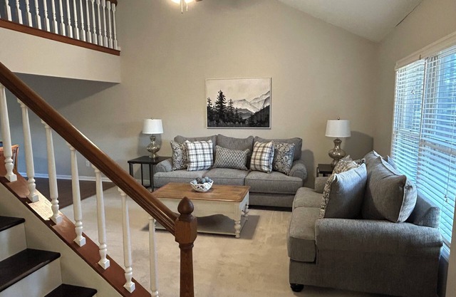Renovated Townhome Near Pinehurst -Monthly Renters and Pets Welcome!