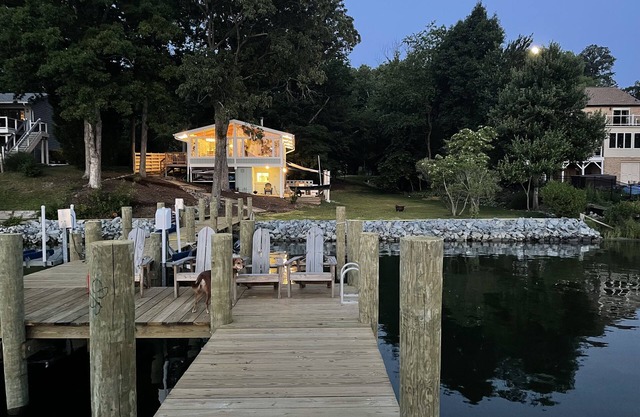 Fully Renovated, Waterfront, Large Private Dock with deep water slip, Fire Pit