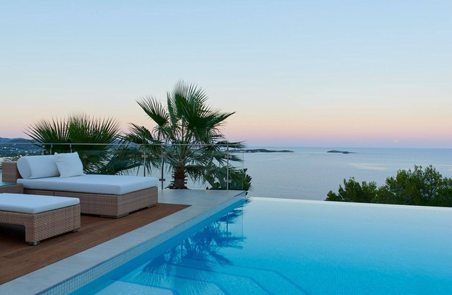 Rent Your Luxury 4 Bedroom Villa, Ibiza Villa 1288