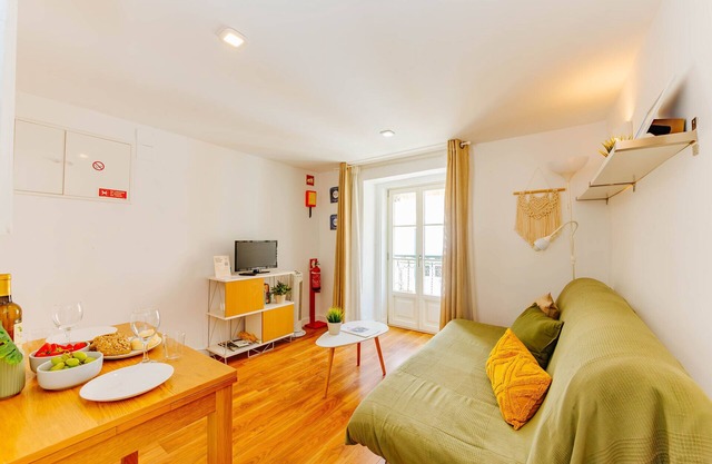 RENT4REST HOCH STRECKENDE CHARME 1 SCHLAFZIMMER