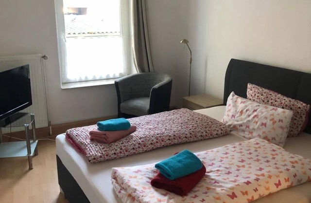Ferienwohnung-Komfort-Eigenes Badezimmer-OM32IOGL