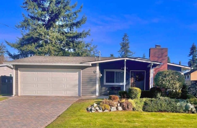 Renton Oasis: Relaxing 3BR Home w/ Great Outdoor!