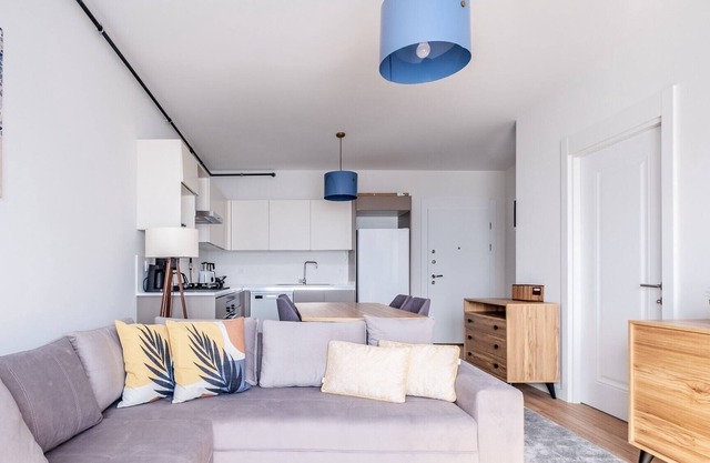 Residence Flat Close to Viaport Asia Shopping Mall