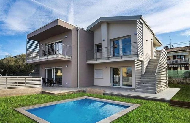 Residence Fontana di Trevi - neu, modern, Pool