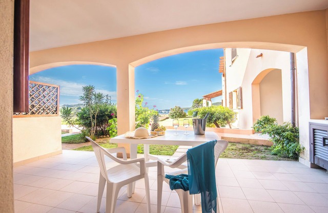 Residence I Mirti n. 11, Porto Pozzo, Italy