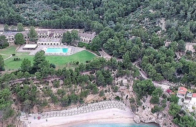 HAUS IM RESIDENCE RESORT PUGNOCHIUSO PERLE VON GARGANO, WENIGE SCHRITTE VOM MEER ENTFERNT