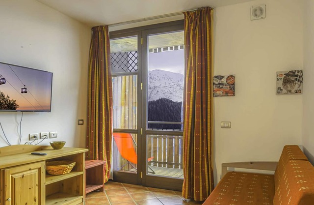 Residence Stalle Lunghe - One Bedroom ski on foot