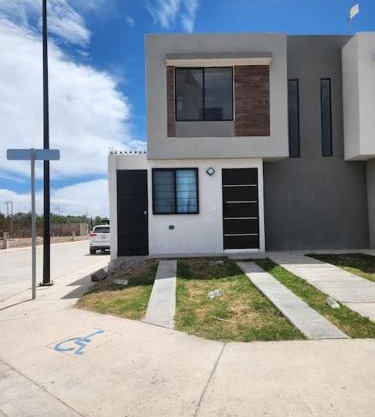 Residencia en zona industrial