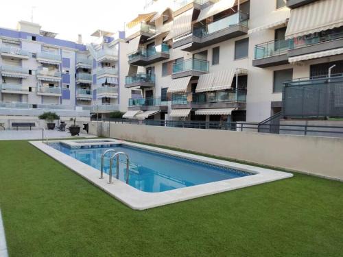 Residencial Azahar, piscina y parking gratis