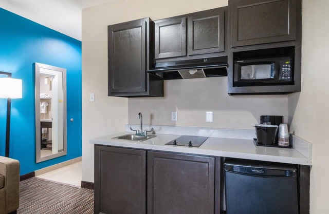 Residency Suites - Cotulla
