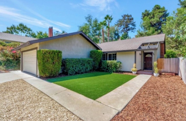 Residential house in Penasquitos - 3BR & 2 BA