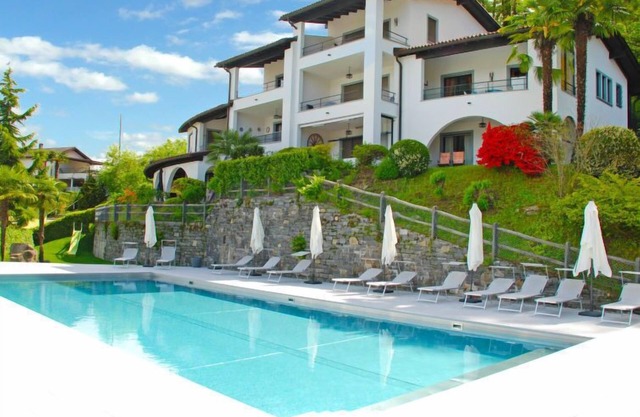Residence Miralago (Utoring) Apt. C28 by Interhome