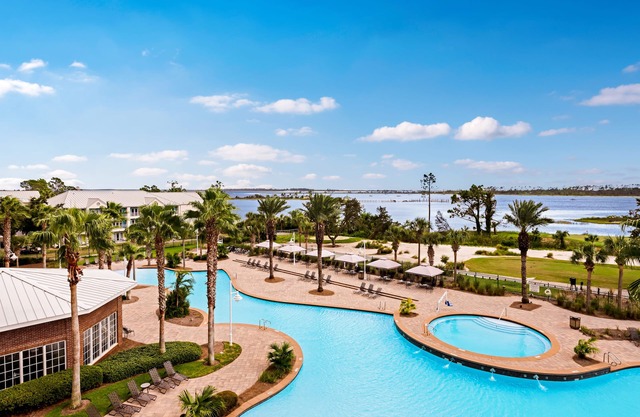 Resort Wohnung mit herrlichem Blick auf die Bucht, gemeinsamer Whirlpool und Gemeinschaftspool!