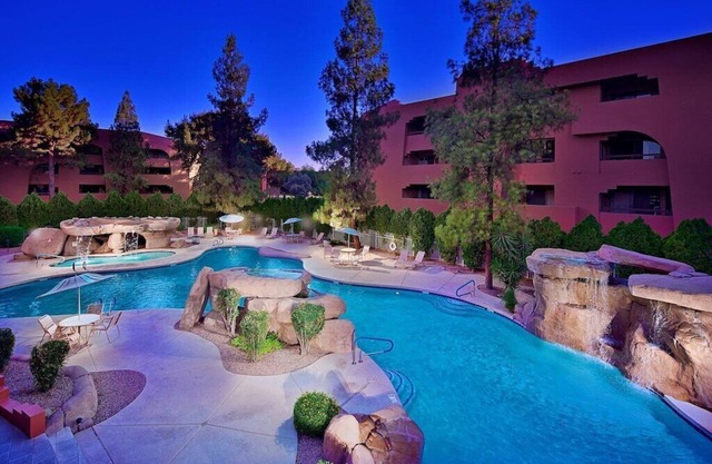 Resort Like Condo in the Prestigious Paradise Valley Area