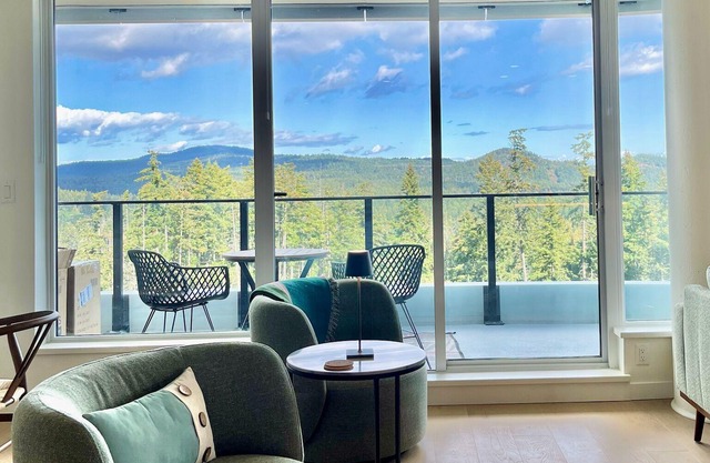 Resort living with stunning views of mountains and forests