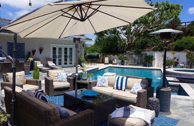 Resort Pool, In / Out Liv, Minuten zum Strand, Golf & Hills Views, exklusive ruhige Gegend