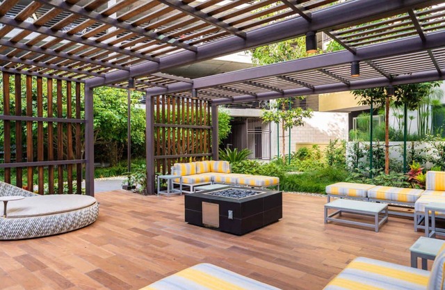 Resort-style Living in a 2-bedroom Luxury Apartment