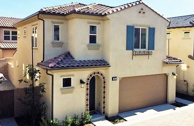 Resort Style Living - Beautiful New House Close to Irvine Spectrum