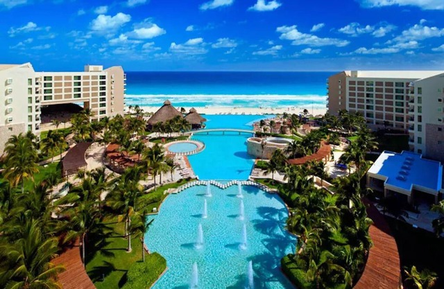 Resort Vacation, Shopping, Relaxing, direct, Ocean access