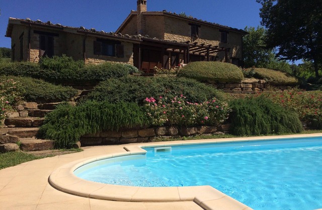Restauriertes Bauernhaus mit privatem Pool und herrlichem Bergblick