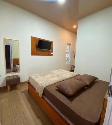 Resy home syariah dekat alun2 wonosobo