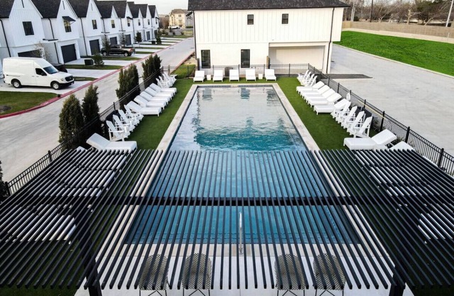 Retreat at the Estates ~ Luxurious stay close to Campus!