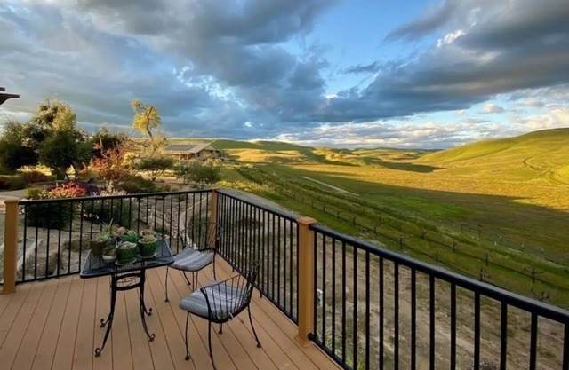 Retreat in Vineyard Estate