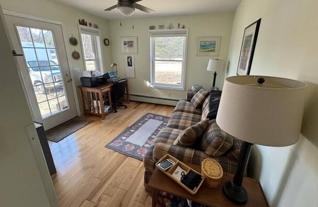 Retreat Near Saratoga – Perfect for Track Season!