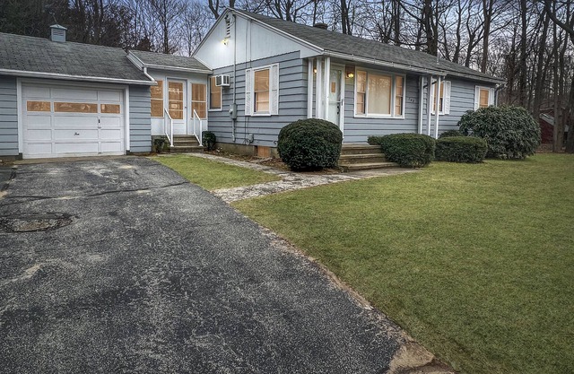 Retro mid-century modern ranch in the heart of CT!