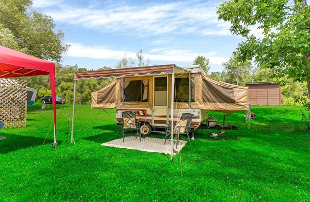 Retro Pop-Up Camper on Ischua Creek @ Campground Adventures