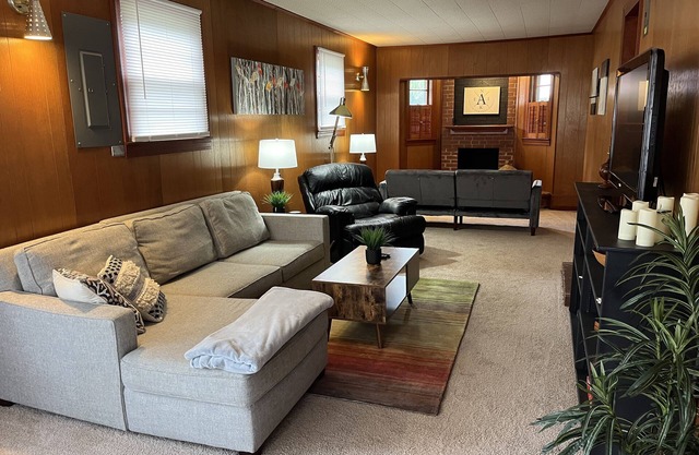 Retro Ranch-Mid Century Home