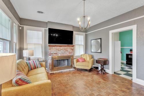 Retro Revival with Modern Luxury home