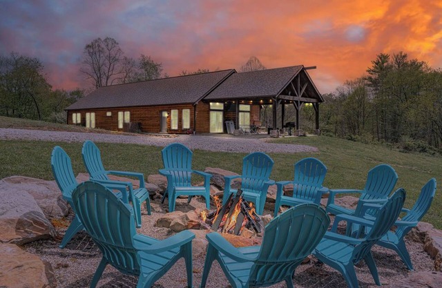 Revive Ridge-Lodge-Eigenes Badezimmer-Blick auf die Landschaft