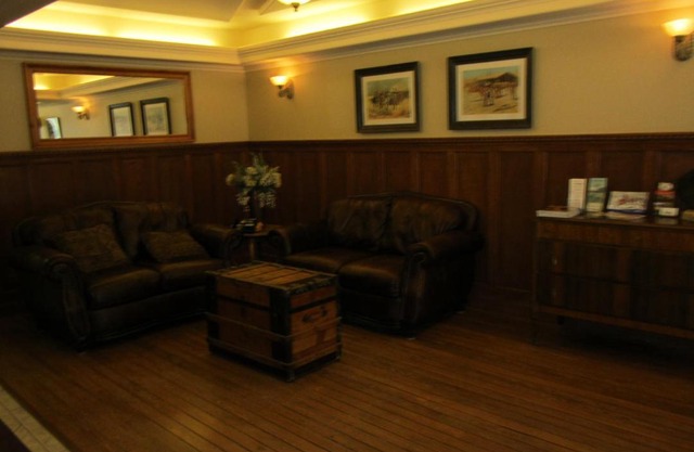 Reynolds Hotel