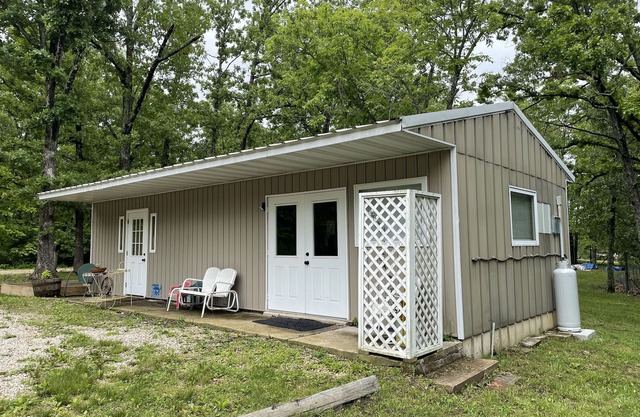 RGM Farms Guesthouse, rustic yet comfy with kitchenette.