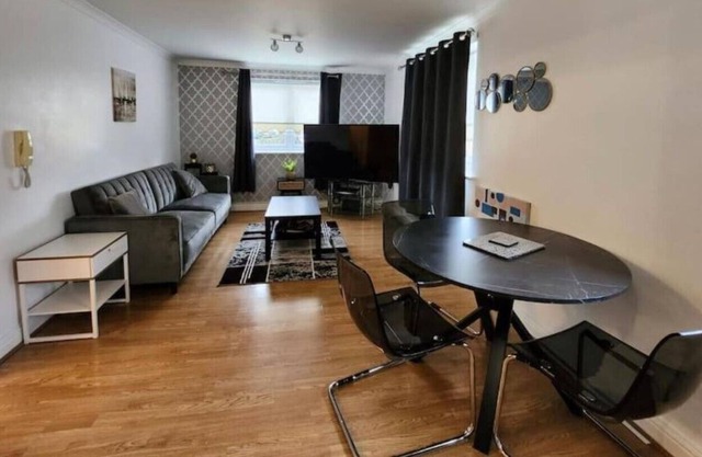 RGM Hatfield 2 Bedroom Apartment