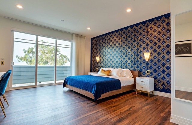 Rhapsody in View Boutique Hotel