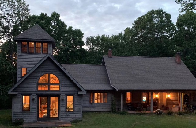 Rhinebeck Country Retreat with Pool