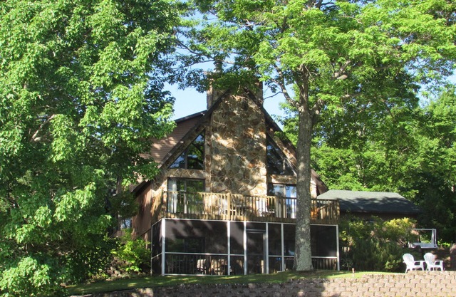 Rhinelander Area Retreat, 3BR die ganze Saison über, 4+ Acre, Beach, ATV nach Harrison Hills