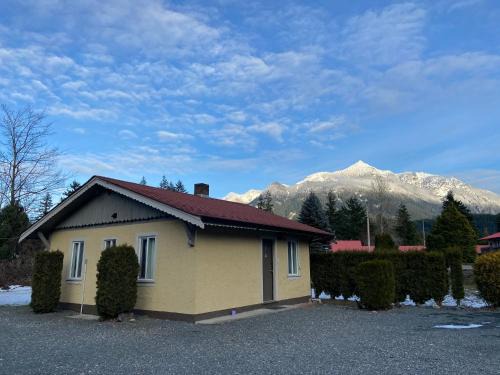 Richca Chalets Resort