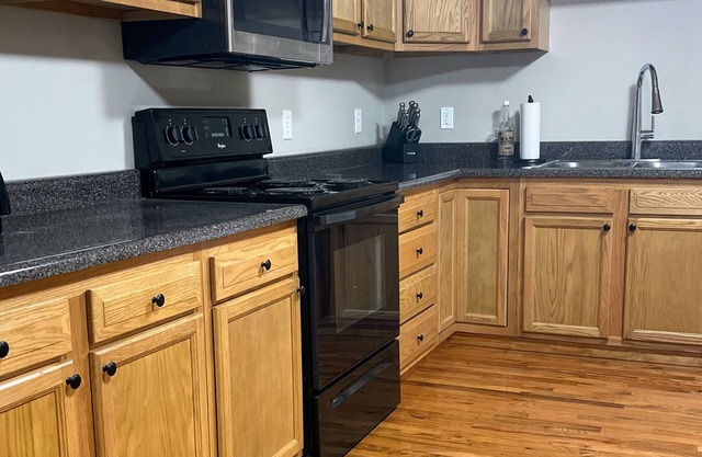 Ride to the trails! Comfortable 5 bedroom house, large parking area!