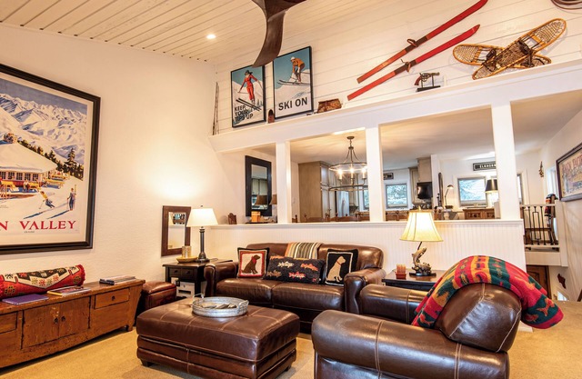 Ridge Condo 2639 - Pet Friendly and Elkhorn Golf, Tennis, Hot Tub